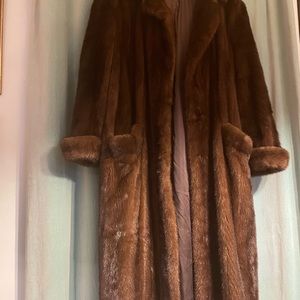Full large fur mink coat perfect condition length 52”